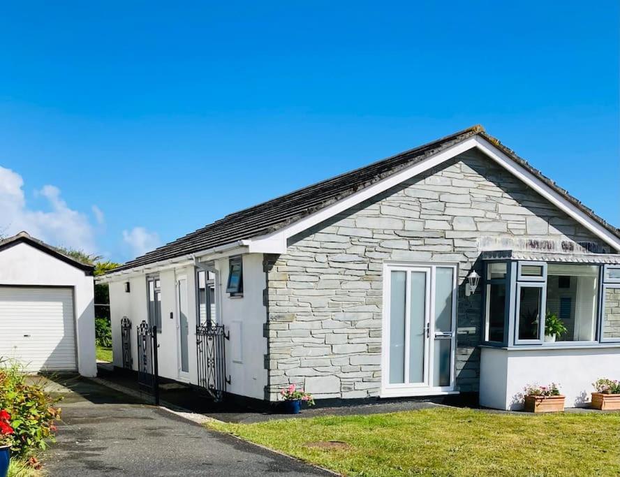 Welcoming Bungalow With Parking And Garden St Agnes  Exterior foto